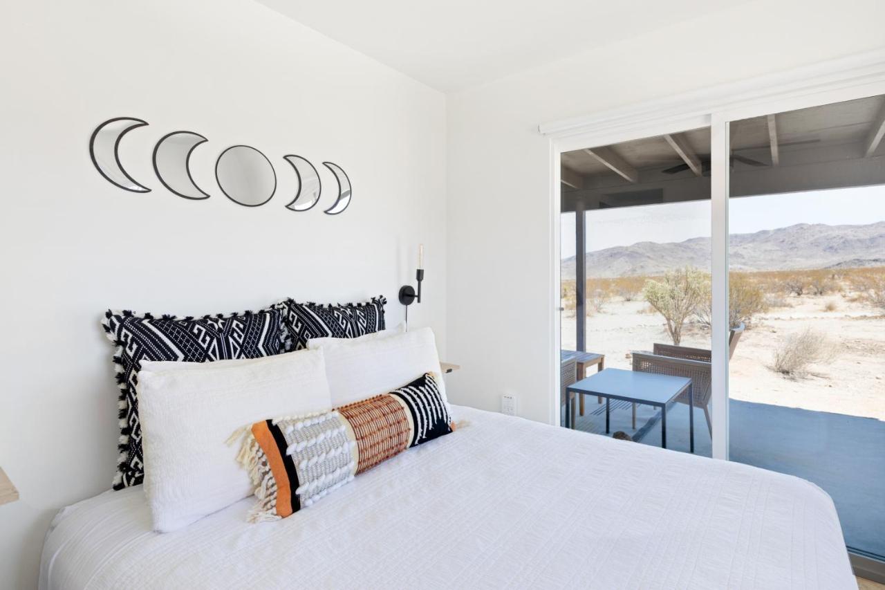 1 Minute To Joshua Tree National Park, Hot Tub, Stars, Private - The Wkndr Twentynine Palms Exterior foto