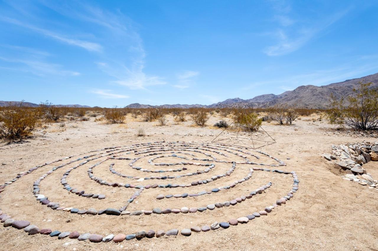 1 Minute To Joshua Tree National Park, Hot Tub, Stars, Private - The Wkndr Twentynine Palms Exterior foto