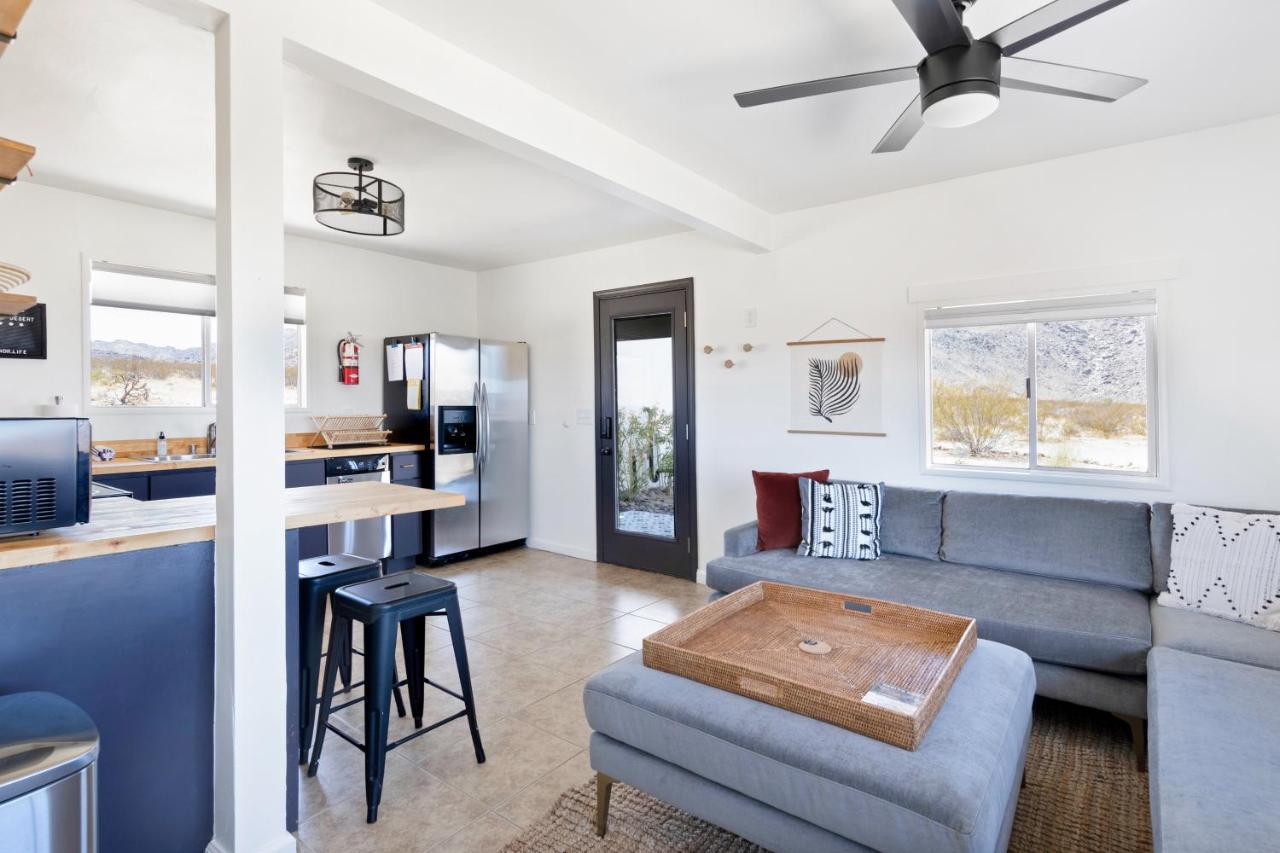 1 Minute To Joshua Tree National Park, Hot Tub, Stars, Private - The Wkndr Twentynine Palms Exterior foto
