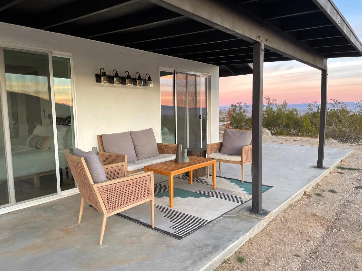 1 Minute To Joshua Tree National Park, Hot Tub, Stars, Private - The Wkndr Twentynine Palms Exterior foto